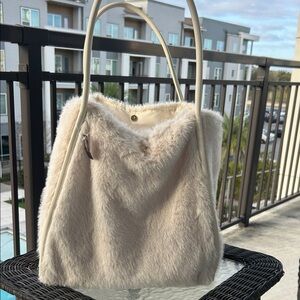 NWT Victoria’s Secret Champagne Cream Faux Fur Tote Bag